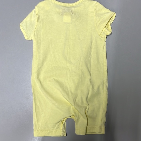 Toffe Apple romper. - Picture 4 of 4